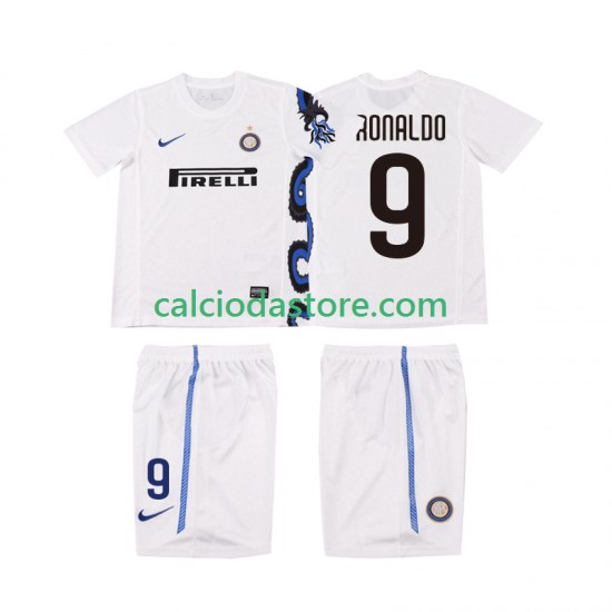 Maglia Inter Milan Ronaldo 9 Retro Gara Away Completo Bambino 2-13 Anni 2011 2010 MC Maglia Inter Milan Ronaldo 9 Retro Gara Away Completo Bambino 2-13 Anni 2011 2010 MC